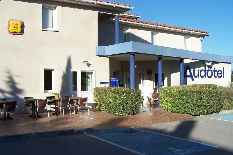 Audotel Carcassonne Ngoại thất bức ảnh